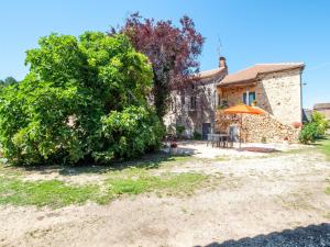 Maisons de vacances Tranquil Escape in Loubejac : photos des chambres