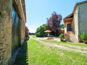 Maisons de vacances Tranquil Escape in Loubejac : photos des chambres