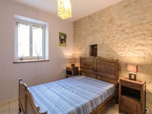 Maisons de vacances Holiday Home in Cressensac with Pool : photos des chambres