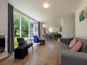 Holiday Home near Veerse Meer Lake Wolphaartsdijk