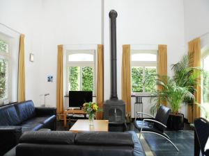 Coachmans House near Roermond with Garden
