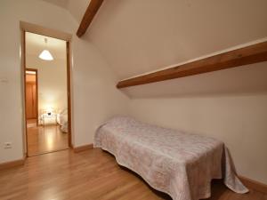 Maisons de vacances Holiday Home Uzech with Private Pool : photos des chambres