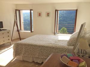 Maisons de vacances Villa in Ampus with Panoramic Views & Pool : photos des chambres
