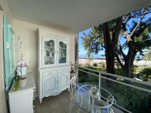 Appartements Appartement sur la Plage, Le Royal Beach : Appartement - Vue sur Mer