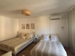 Appartements Spacieux studio proche gare : photos des chambres