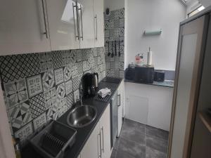 Appartements Apartment in Port-en-Bessin near Seashore : Appartement 1 Chambre