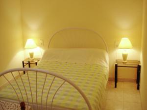 Maisons de vacances Holiday Home in Felines-Minervois with Pool : photos des chambres
