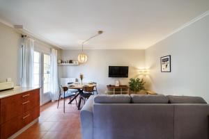 Comillas - Casa Miranda a 1000m