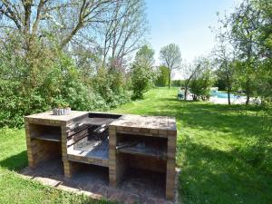 Maisons de vacances Holiday Home in Chantenay with Private Pool : photos des chambres