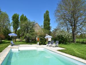 Maisons de vacances Holiday Home in Chantenay with Private Pool : photos des chambres