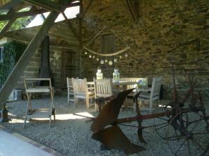 Maisons de vacances Holiday Home in Limoges with Saltwater Pool : photos des chambres