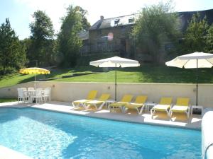 Maisons de vacances Holiday Home in Limoges with Saltwater Pool : photos des chambres
