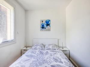 Maisons de vacances Holiday Home in Barry-d'Islemade with Pool : photos des chambres