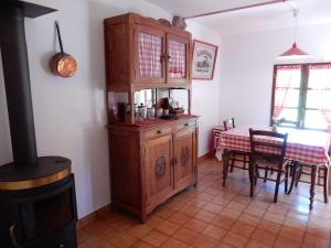 Escape in Saint-Julien-du-Gua