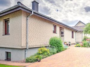 Sonnige Wohnung in Bad Driburg mit Garten - 4hvězdičkové hotely ve městě Bad Driburg