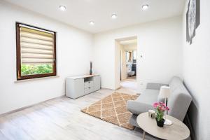 Apartments Lian 