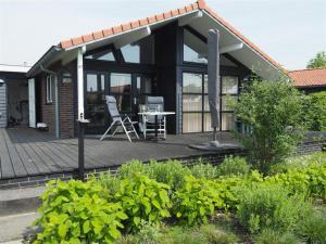 Holiday Home in Kattendijke near Oosterschelde