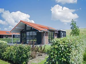 Holiday Home in Kattendijke near Oosterschelde