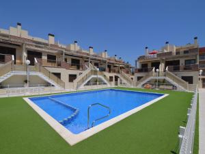 Valencia Stay with Pool