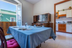 GuestHost - Tabarkas House