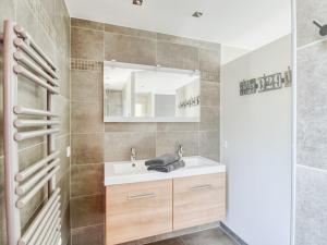 Villas Villa in Le Plan-de-la-Tour with Pool : photos des chambres