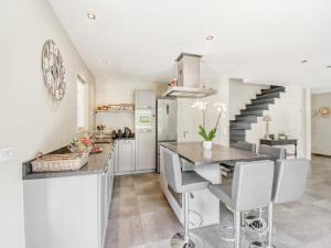 Villas Villa in Le Plan-de-la-Tour with Pool : photos des chambres