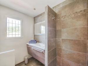 Villas Villa in Le Plan-de-la-Tour with Pool : photos des chambres