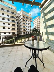 COMFY 2BR Condo with free parking NEAR Mines View
