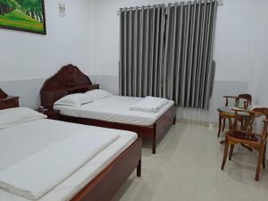 Khách sạn sen hồng 1