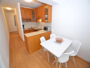 Modish Apartment in Nová Pec near lake