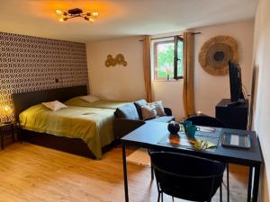 Chambre double 7km from track