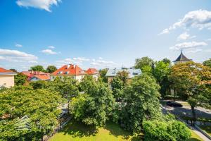 Quiet city oasis for up to 5 guests