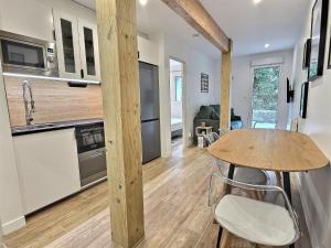 Appartements Vue Riviere, Elegant T2, Neuf, Terrasse, RDC : photos des chambres