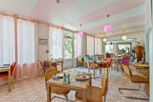 Hotels greet hotel Pont du Gard - Route d'Avignon : photos des chambres