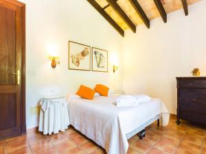 Belvilla by OYO Villa in S Espinagar with Pool