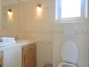 Appartements Apartment in Montbrun-les-Bains near forest : photos des chambres