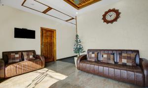 Hotel Royal Salute Near Bus Stand Zirakpur Chandigarh