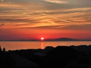 Charming apartment in Makarska with pool