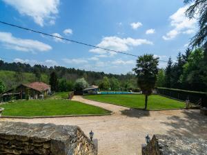 Maisons de vacances Holiday Home in Blanquefort with Private Pool : photos des chambres