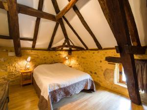 Maisons de vacances Holiday Home in Blanquefort with Private Pool : photos des chambres
