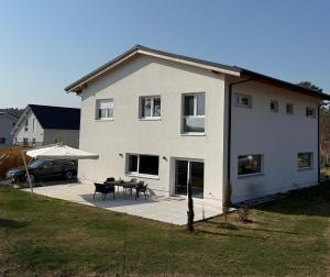 Moderne Doppelhaushälfte mit 3 Schlafzimmern nahe Scharmützelsee - perfekt für Urlaub & längere Aufenthalte