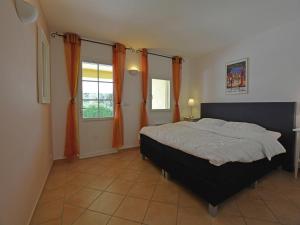 Villas Beautiful Villa in Vidauban with seasonal Pool : photos des chambres