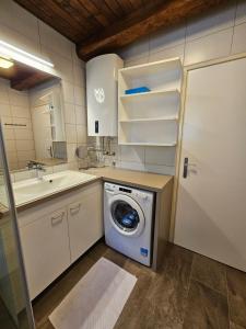 Chalet 61 Lake Jasna