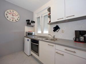 Tranquil Apartment in Bibinje with Garden