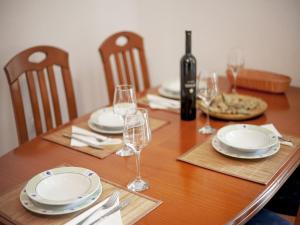 Countryside getaway close to the river and the sea