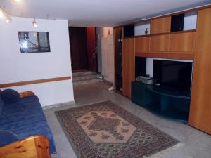 Welcoming apartment in Valbrona with pool
