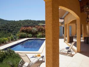 Villas Villa in Roquebrun with swimming pool : photos des chambres