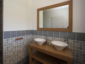 Roquebrun Villa with Pool