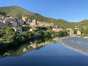 Villas Villa in Roquebrun with swimming pool : photos des chambres