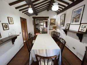 Countryside Villa in Amandola with Swimming Pool